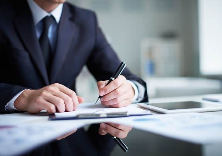 מהי הרעה בתנאים שמזכה בפיצויי פיטורים ?  ואיך כותבים מכתב התפטרות עקב הרעת תנאים נכון...!!!