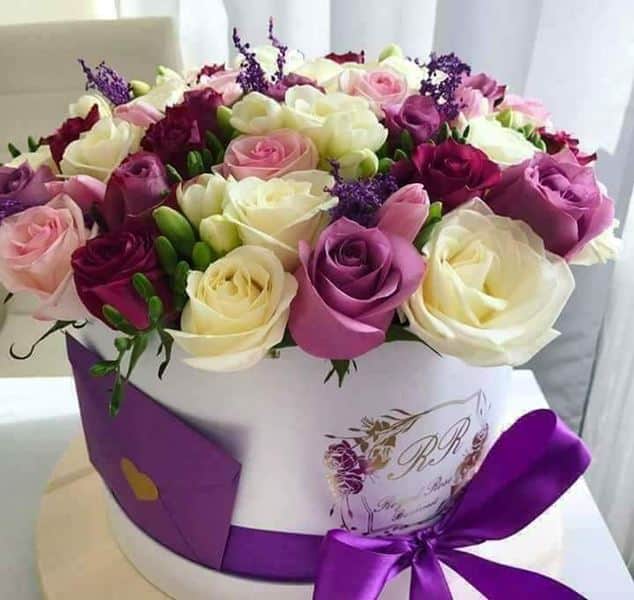 איך מחשבים פיצויי פיטורים לעובד שעתי ...?   לפי ממוצע של כל תקופת העבודה לפי תעריף אחרון...!!!!