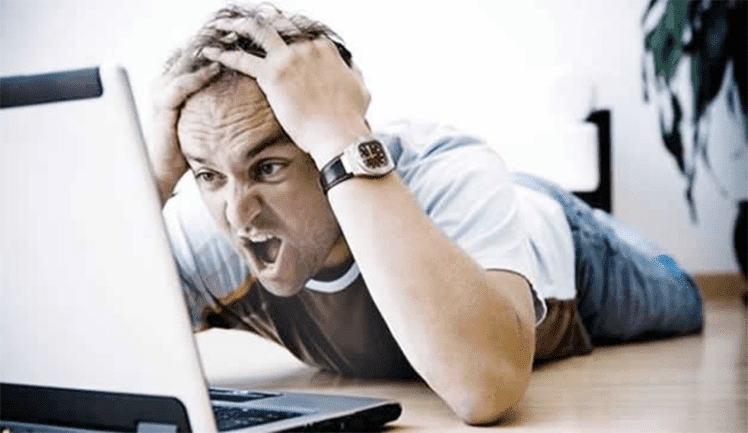 פסק דין... פוטר לאלתר בהודעת טקסט  ויפוצה בכ-134,000 שקל.