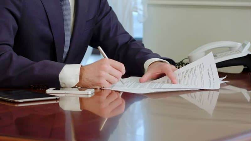 חותמים על הסכם העסקה ?  מה חשוב לבדוק לפני חתימה ?