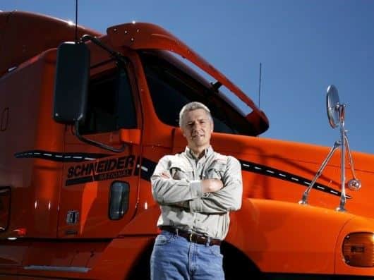 נהג משאית עבד 12 שעות כל יום  ונפסק לעובד פיצוי בגין שעות נוספות 103,000 ש