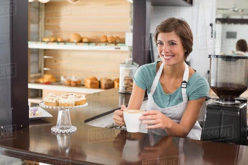 עובדים ביום שישי ?   מאיזה שעה  מחשבים שעות שבת ?