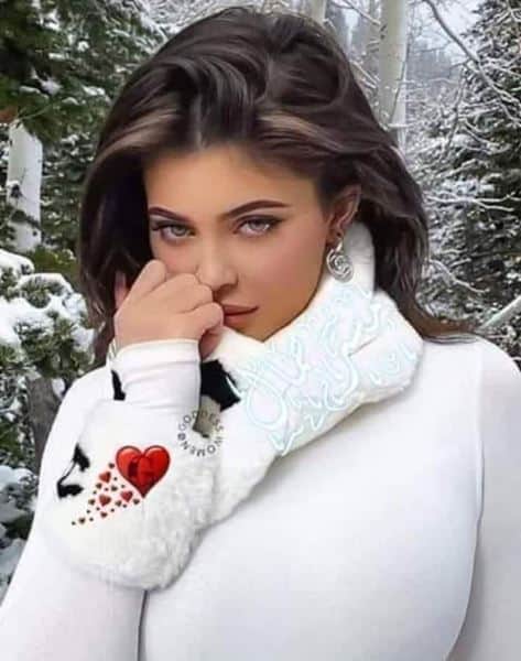 Запрет увольнения сотрудника в связи с подачей иска о нарушении прав