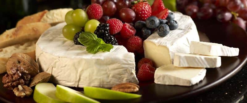 חג שבועות     עבודה בערב החג,  חופשה בערב החג, עבודה במהלך החג ...ועוד